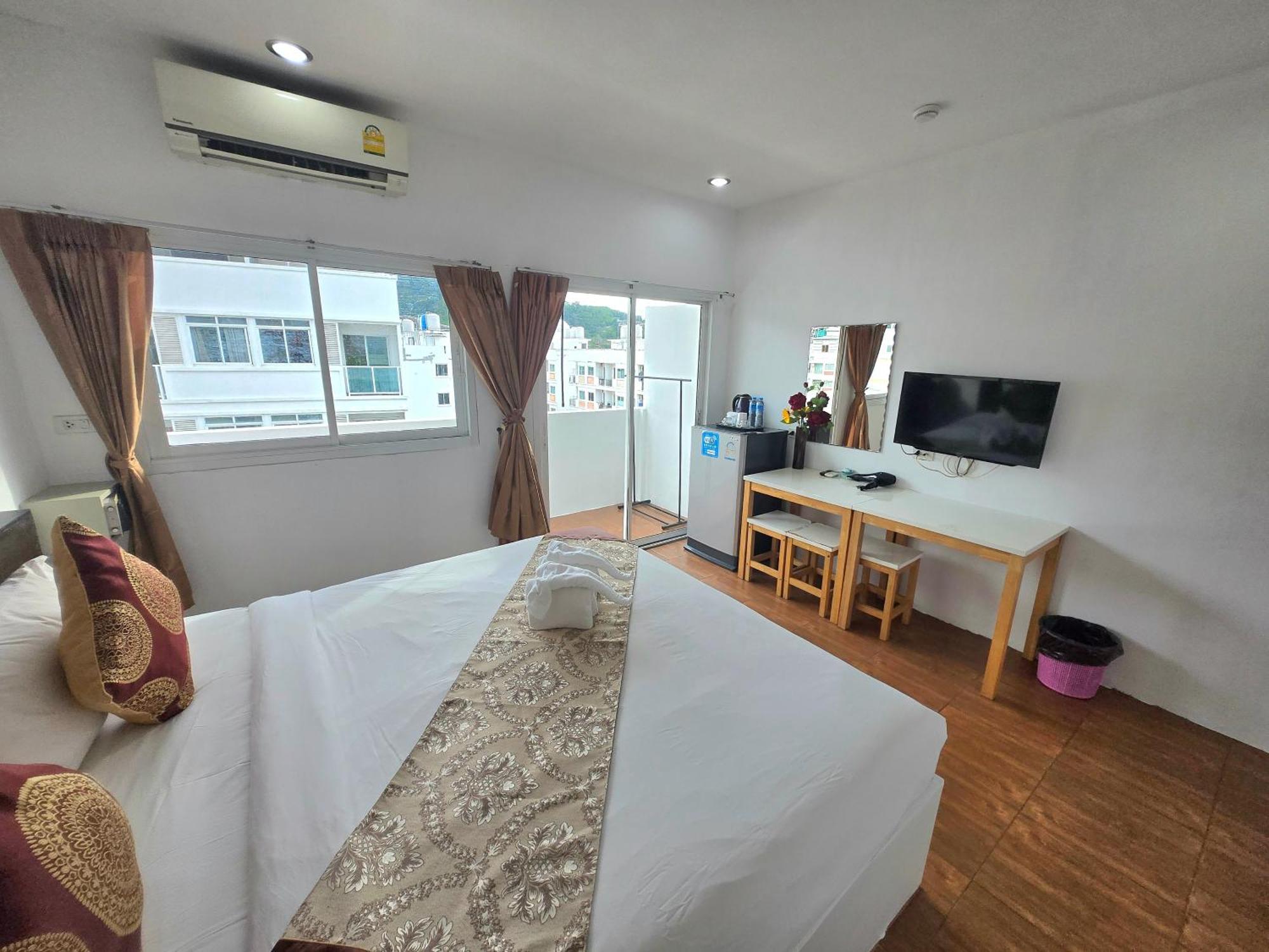 Happy 99 Guest House Patong Kültér fotó